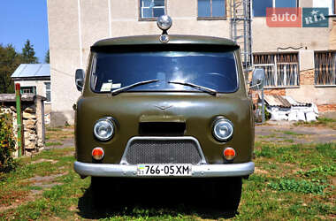 Внедорожник / Кроссовер УАЗ 452 1987 в Староконстантинове