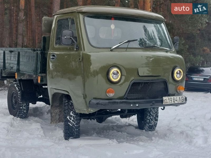 Пикап УАЗ 452 1984 в Ивано-Франковске