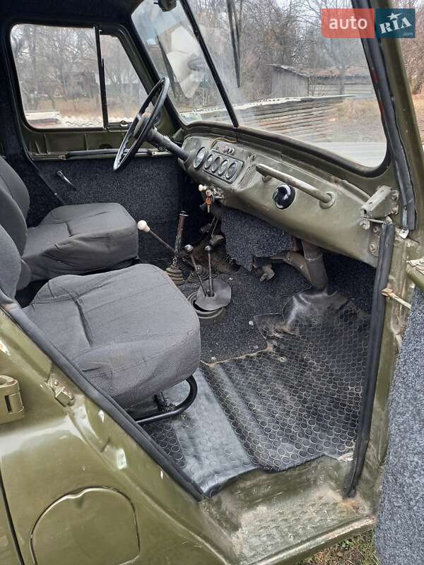 Позашляховик / Кросовер УАЗ 469 1973 в Чернівцях