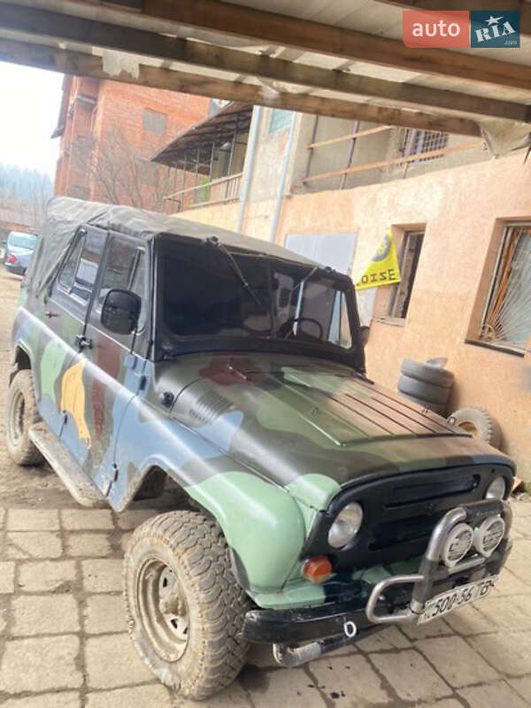Седан УАЗ 469 1995 в Львове