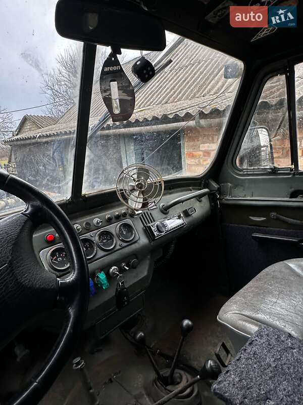 Позашляховик / Кросовер УАЗ 469 1983 в Новомиколаївці