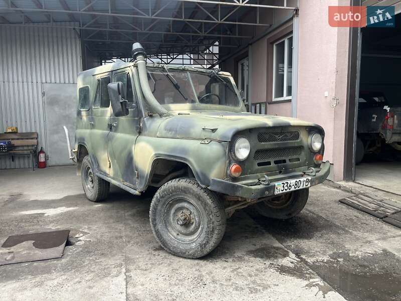Внедорожник / Кроссовер УАЗ 469 1984 в 