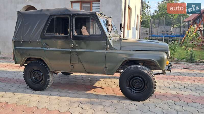 Внедорожник / Кроссовер УАЗ 469 1985 в Надворной