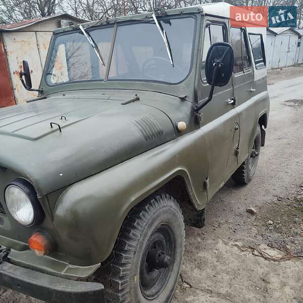 Универсал УАЗ 469 1987 в Каменец-Подольском