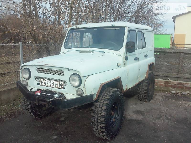 Внедорожник / Кроссовер УАЗ 469Б 2001 в Костополе