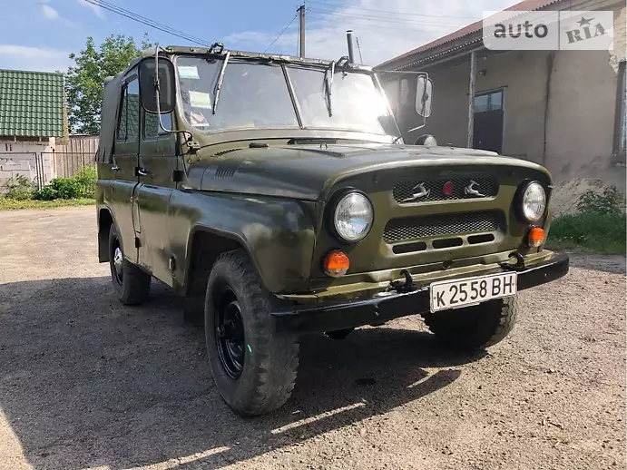 Внедорожник / Кроссовер УАЗ 469Б 1979 в 