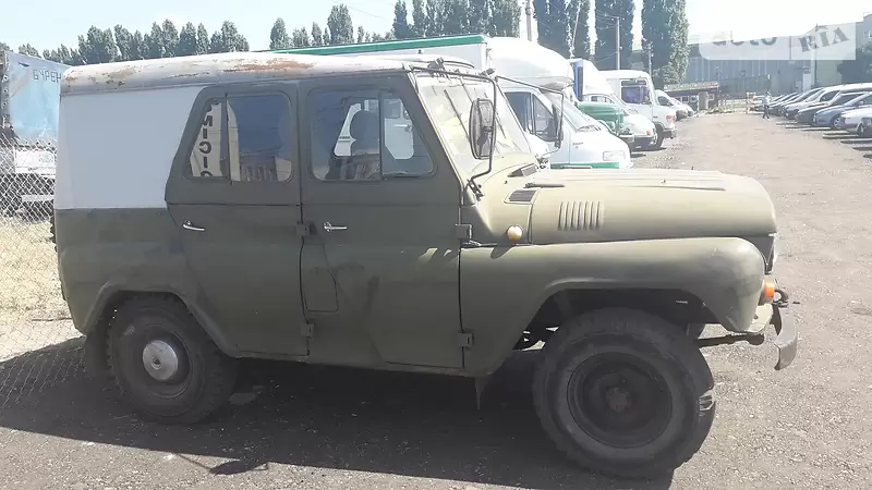 Внедорожник / Кроссовер УАЗ 469Б 1980 в 