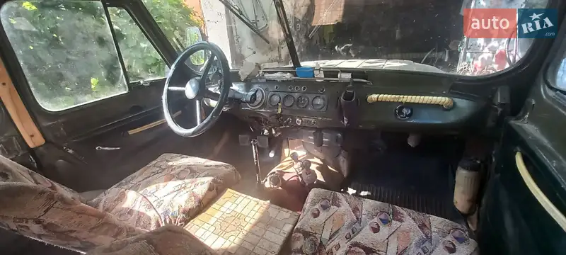 Внедорожник / Кроссовер УАЗ 469Б 1976 в 