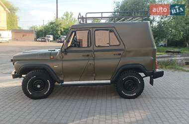 Позашляховик / Кросовер УАЗ 469Б 1982 в 
