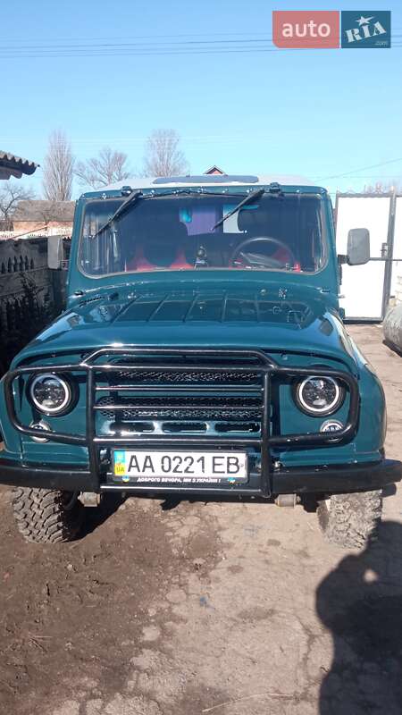 Седан УАЗ 469Б 1978 в 