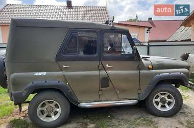 Внедорожник / Кроссовер УАЗ 469Б 1982 в 
