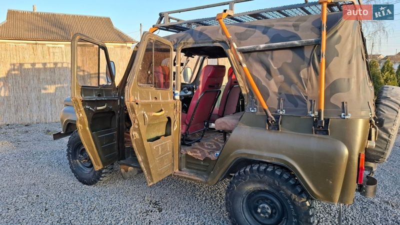 Позашляховик / Кросовер УАЗ 469Б 1975 в Ланівці