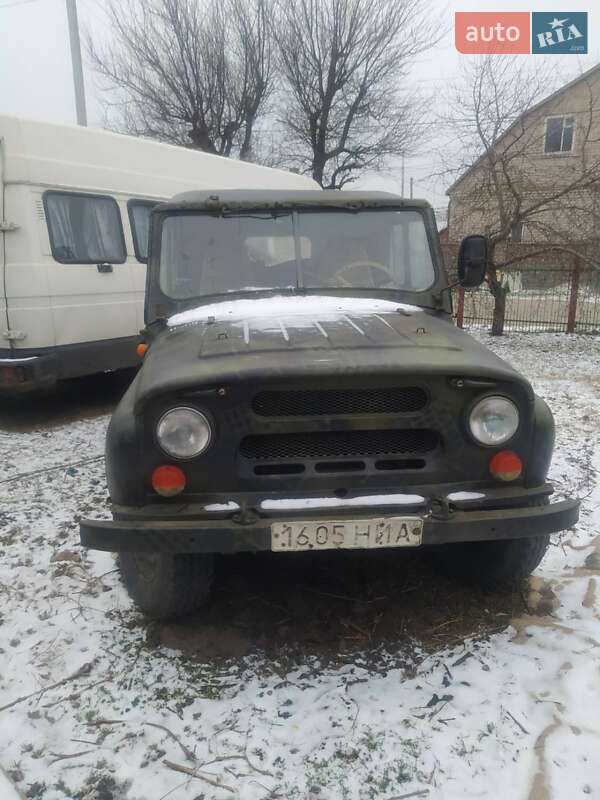 Позашляховик / Кросовер УАЗ военный 1979 в Первомайську