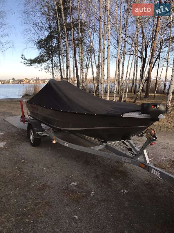 Лодка UMS 420 2021 в Киеве