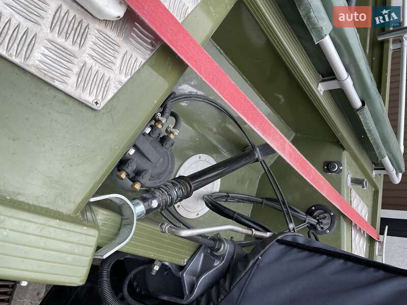 Катер UMS 450 2011 в Хмельницком