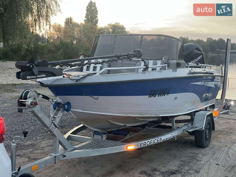 Катер UMS 450 2008 в Києві