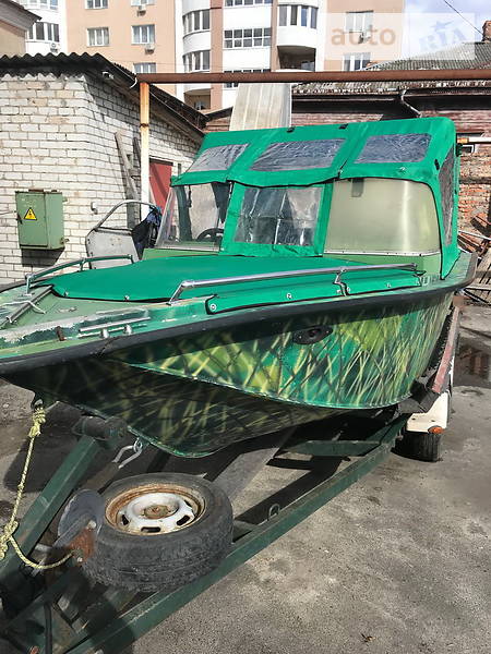 Катер UMS 500 2003 в Чернігові