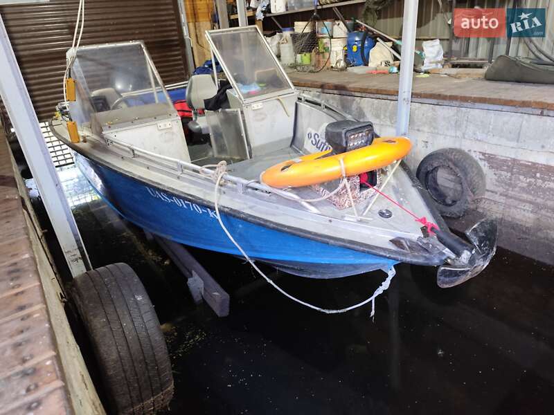 Катер UMS 500 2006 в Маяках