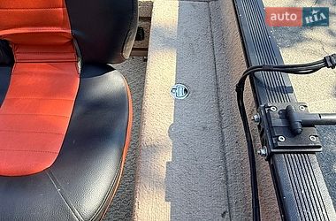 Човен UMS 500 2017 в Києві