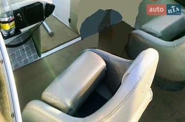 Катер UMS 600 2009 в 
