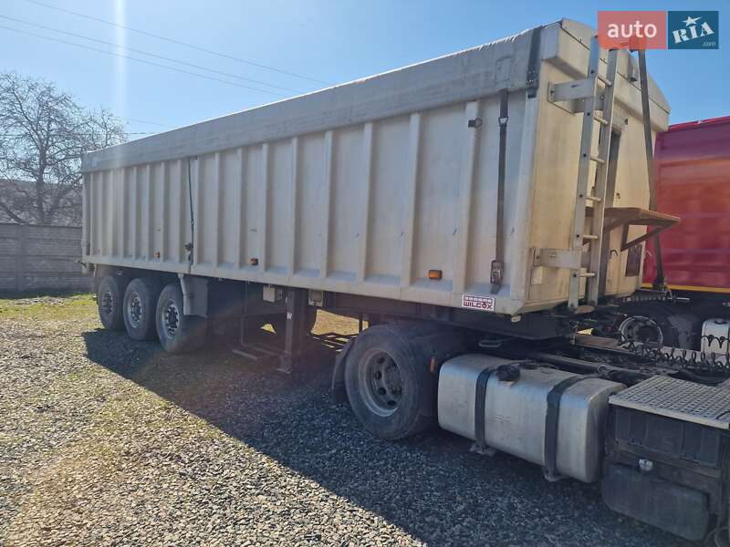 Самосвал полуприцеп United Trailers 6017 2001 в 