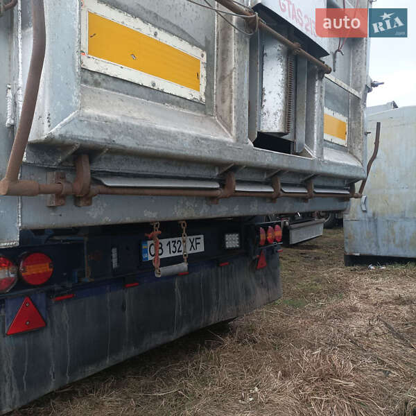 Самоскид напівпричіп United Trailers 804277 2005 в Ніжині