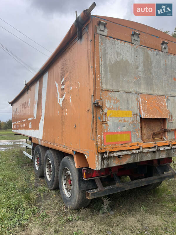 Зерновоз - полуприцеп United Trailers 804277 2004 в Брусилове
