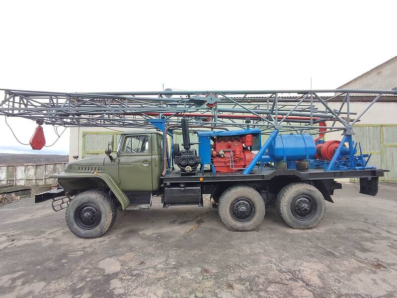 Бурова установка Урал 375 1974 в 