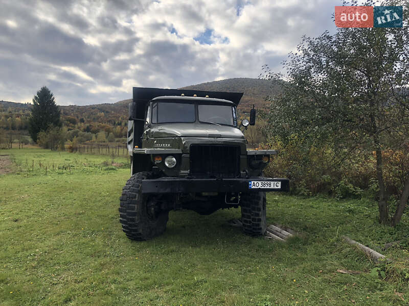 Урал 375 1983 Урал 375 1983