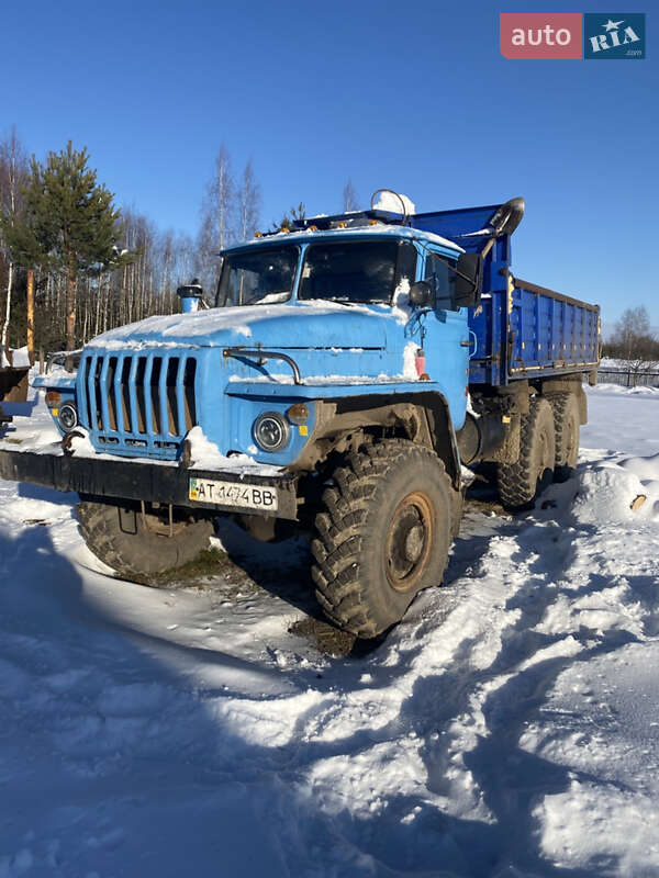 Самосвал Урал 4320 1991 в Долине