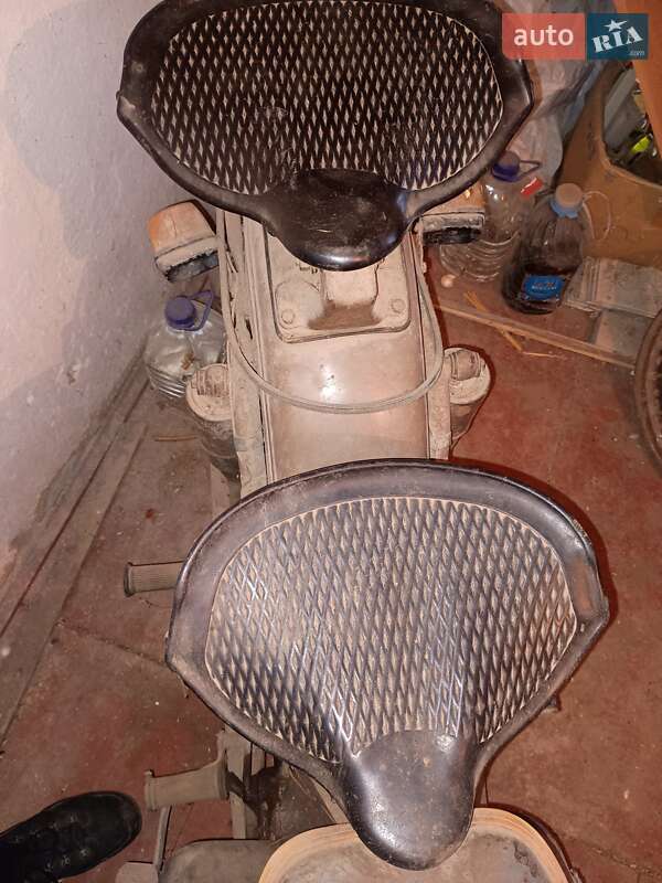 Мотоцикл с коляской Урал M 1971 в Синельниково фото 6 Мотоцикл с коляской Урал M 1971 в Синельниково