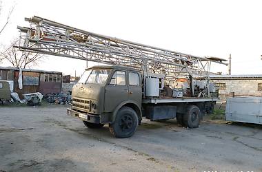 Бурова установка УРБ 3А3 1991 в Дніпрі