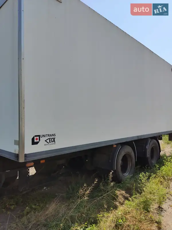 VAN-ECK UT3 2004