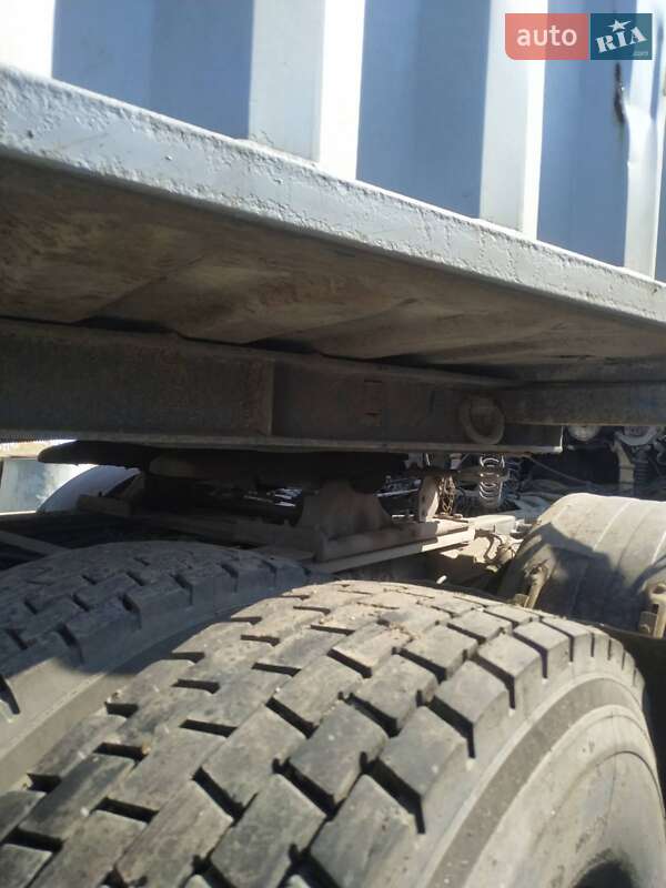 Зерновоз - полуприцеп Van Hool 3B0011 1988 в Сарате