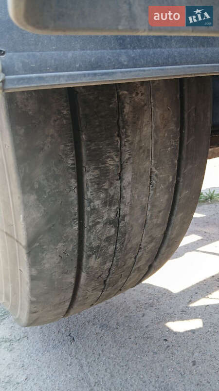 Контейнеровоз Van Hool 3B0061 1999 в Одессе