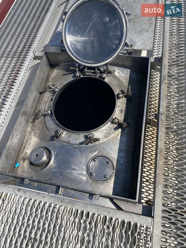 Цистерна напівпричіп Van Hool 3B2013AA 2000 в Кременчуці