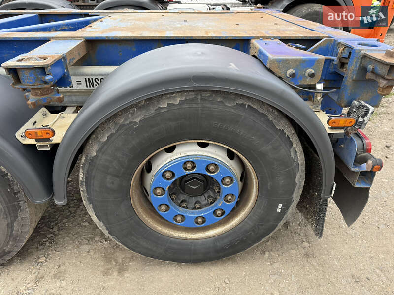 Контейнеровоз Van Hool 3В0070 2005 в Одессе фото 6 Контейнеровоз Van Hool 3В0070 2005 в Одессе