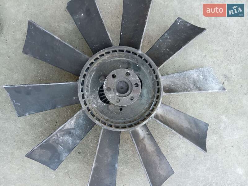 Пригородный автобус Van Hool 813 2000 в Стрые