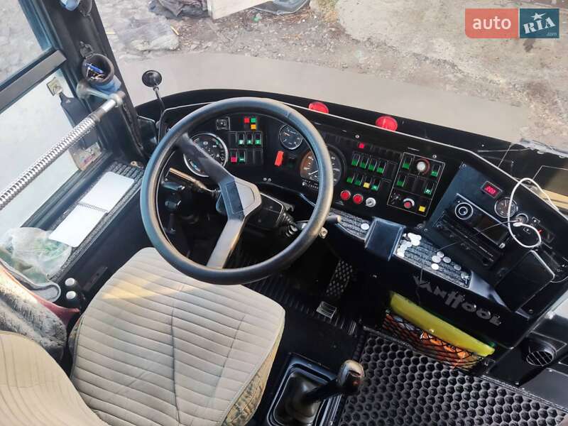 Туристичний / Міжміський автобус Van Hool 815 CL 1999 в Тростянці