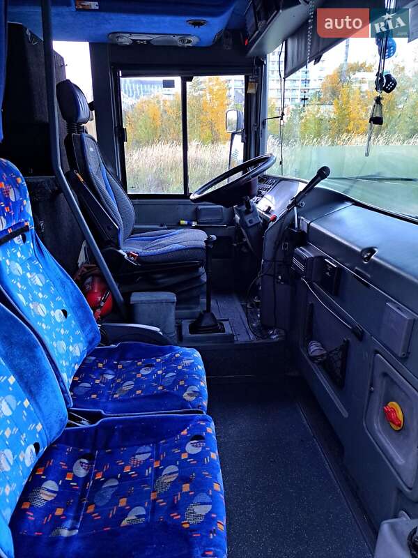 Туристический / Междугородний автобус Van Hool 927 2003 в Тернополе фото 12 Туристический / Междугородний автобус Van Hool 927 2003 в Тернополе