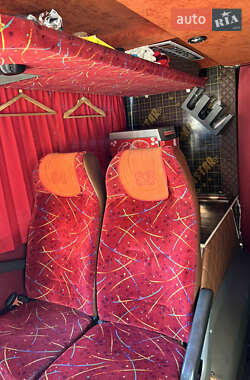 Туристический / Междугородний автобус Van Hool 927 2001 в 