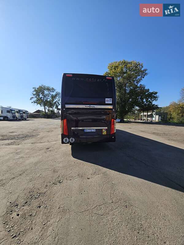 Туристический / Междугородний автобус Van Hool Acron 2013 в Измаиле