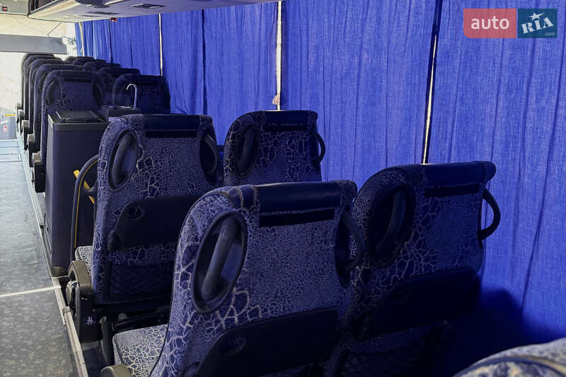 Туристический / Междугородний автобус Van Hool Acron 2010 в Днепре
