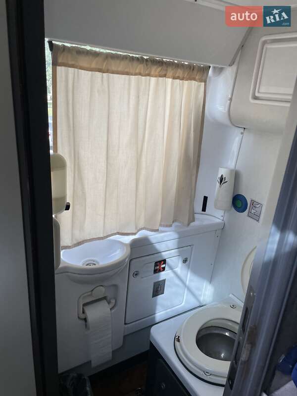 Туристичний / Міжміський автобус Van Hool Altano 2011 в Львові