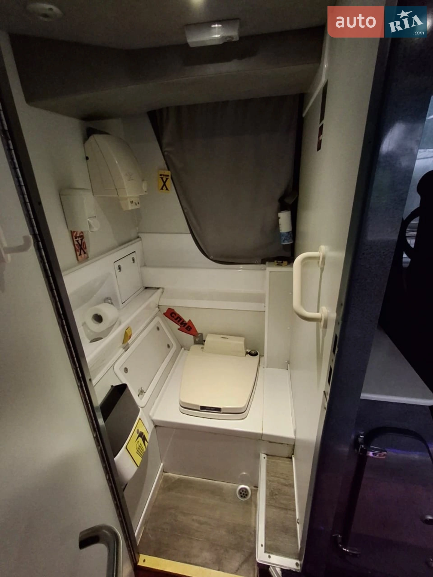 VAN-Hool Astromega 2011 VIN YE2927SD352D53898 фото оголошення 3 з 20