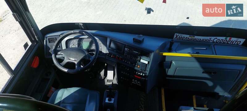 Туристичний / Міжміський автобус Van Hool Astron 2007 в Львові фото 13 Туристичний / Міжміський автобус Van Hool Astron 2007 в Львові