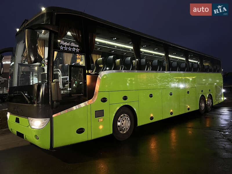 Van Hool Astron 2016