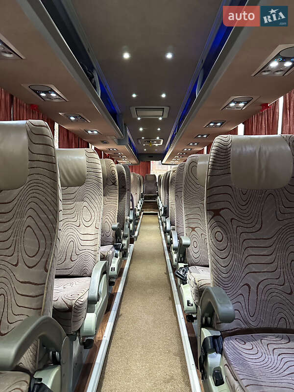 Туристический / Междугородний автобус Van Hool T915 2011 в Львове