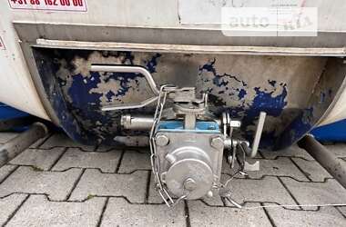 Цистерна Van Hool Tank Container 2005 в 
