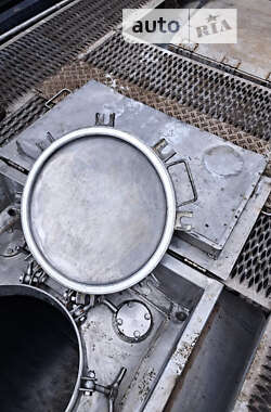 Цистерна Van Hool Tank Container 2000 в 